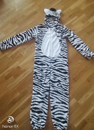 Кигуруми комбинезон зебра prettylittlething