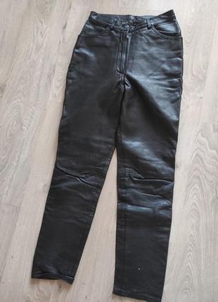 Кожаные брюки