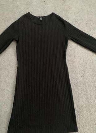 Женское платье черная