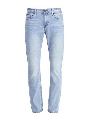 Джинси відомого бренду