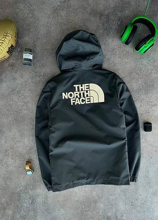 Топова вітрівка tnf(the north face)