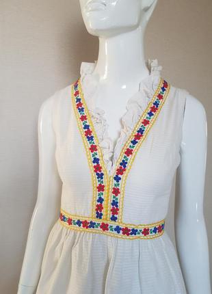 Легкое винтажное ретро платье хлопковое с вышивкой mardi gras3 фото