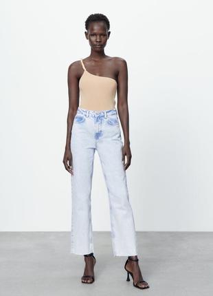 Прямі джинси з  необробленим низом zara straight fit  - 36