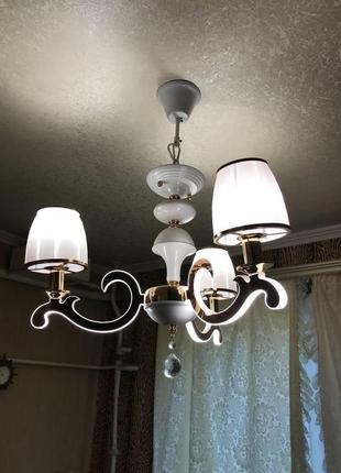 Класична люстра зі світними ріжками diasha 8316/3 золто