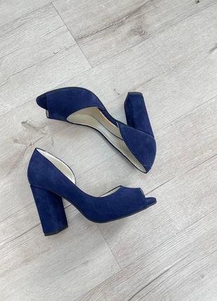 Женские туфли из натуральной замши в темно-синем цвете3 фото