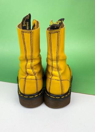 Ботинки dr. martens 1490 yellow англия9 фото