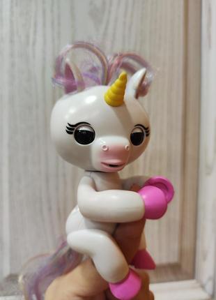 Інтерактивний єдиноріг wowwee fingerlings  інтерактивний ручної єдиноріг4 фото