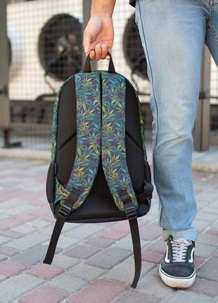 Зручний та великий рюкзак принтований marihuana чоловічий4 фото
