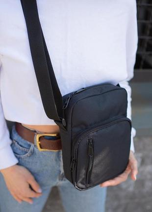 Женская сумка мессенджер черного цвета с широкой ручкой without2 фото