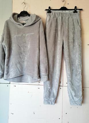 Неймовірно стильний крутий костюм теплий королівський велюр плюш на хутрі з мереживними крилами бахро