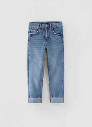 Джинси relaxed fit zara