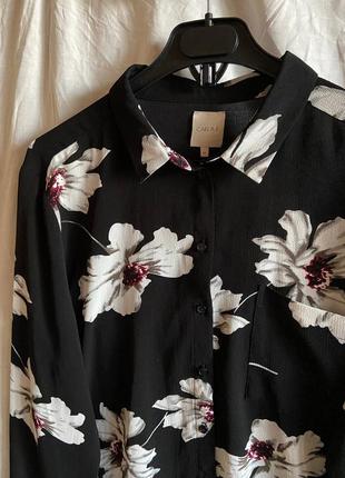 Шифоновая блуза carla f. черная в цветы3 фото