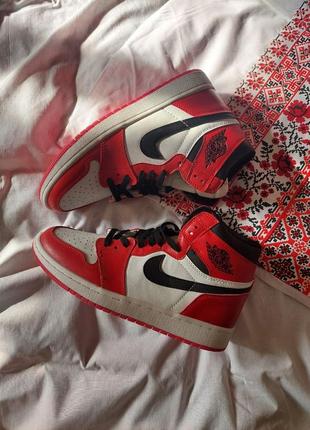 Кроссовки nike air jordan retro 1 og chicago