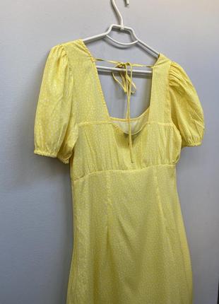 Желтое платье с белым размером м-л платья4 фото