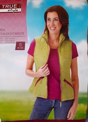 Легка стьобана жилетка true style