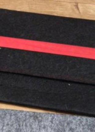 Войлочный чехол для ноутбука: 32*23см,черно- красный1 фото