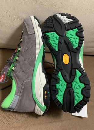 Olang тренинговые новые унисекс кроссовки на vibram подошве оригинал!