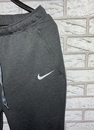 Спортивные штаны nike3 фото