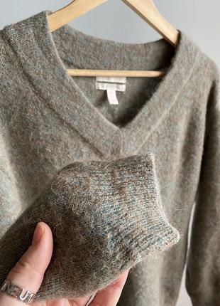 Теплый свитер из альпаки и шерсти с v-образным вырезом h&m3 фото
