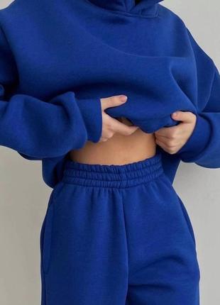 Костюм спортивный женский синий электрик однотонный теплый оверсайз худи с капишоном с карманом брюки джоггеры на высокой посадке качественный стильный2 фото