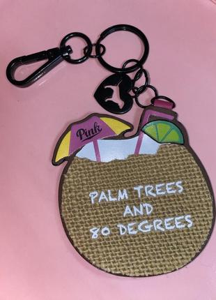 Красивый брелок victoria’s secret 😍оригинал