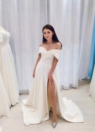 Весільна сукня лайт айворі