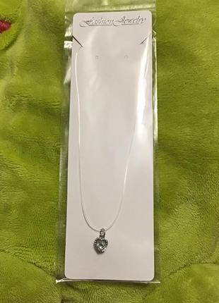 Гарна прикраса на шию на силіконовій нитці «серце»2 фото