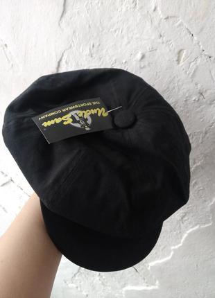 Новая женская кепка черного цвета6 фото