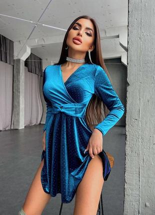 Бархатное платье