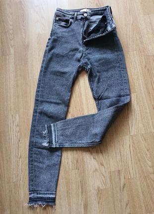 Круті плотні джинси zara