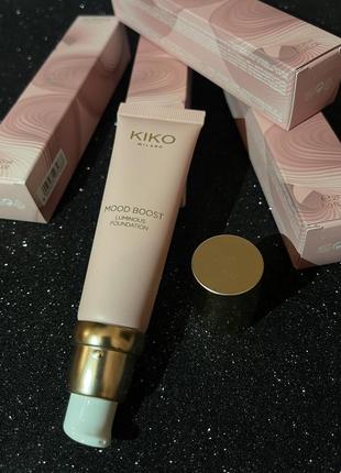 Рідка тональна mood boost luminous foundation від kiko milano