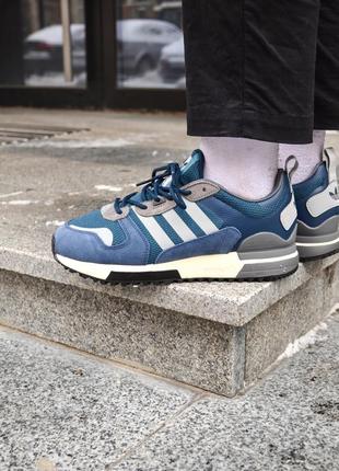 Кроссовки adidas zx 700 hd