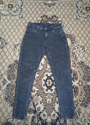 Черные женские джинсы 28 г.2 фото