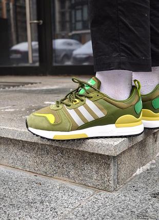 Кросівки adidas zx 700 hd