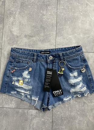 Шорты only