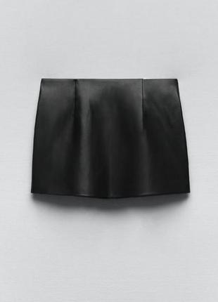Zara юбка с эффектом кожи xs3 фото