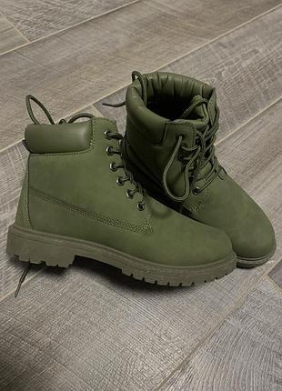Зимние ботинки
