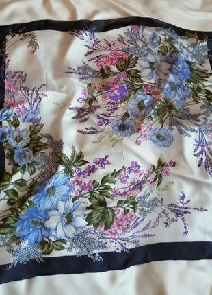 Цветочный шелковый платок2 фото