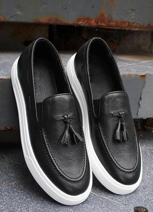 Черные мужские лоферы на белой подошве. выбирай стильную обувь!2 фото