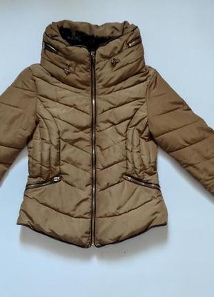 Тепла курточка zara