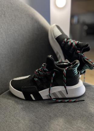 Женские кроссовки adidas equipment