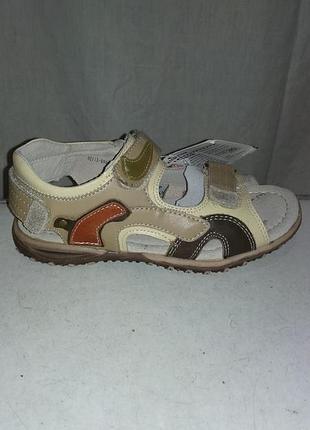 Сандалии