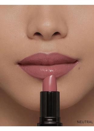 Помада bobbi brown lux lip