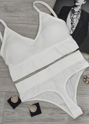 Женский комплект нижнего белья в рубчик s/m/l белый.