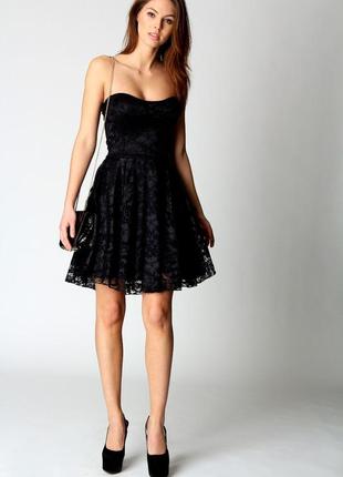 Красивое черное платье бюстье --4 фото