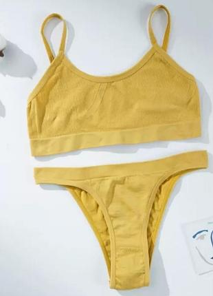 Женский комплект в рубчик топ + трусики танга m/l желтый.