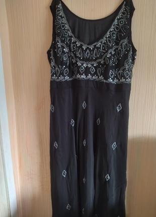 Платье вышитое бисером 60 размера