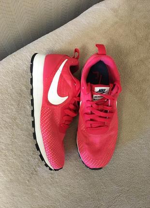 Кроссовки женские nike md runner 2 eng mesh 36,5 размер 6