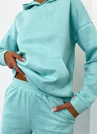 Костюм спортивний жіночий м'ятний замшевий оверсайз худі з капішоном з кишенею штани джогери на високій посадці якісний турецький замш3 фото