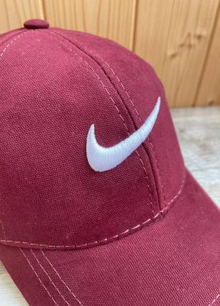 Бейсболка з логотипом nike2 фото